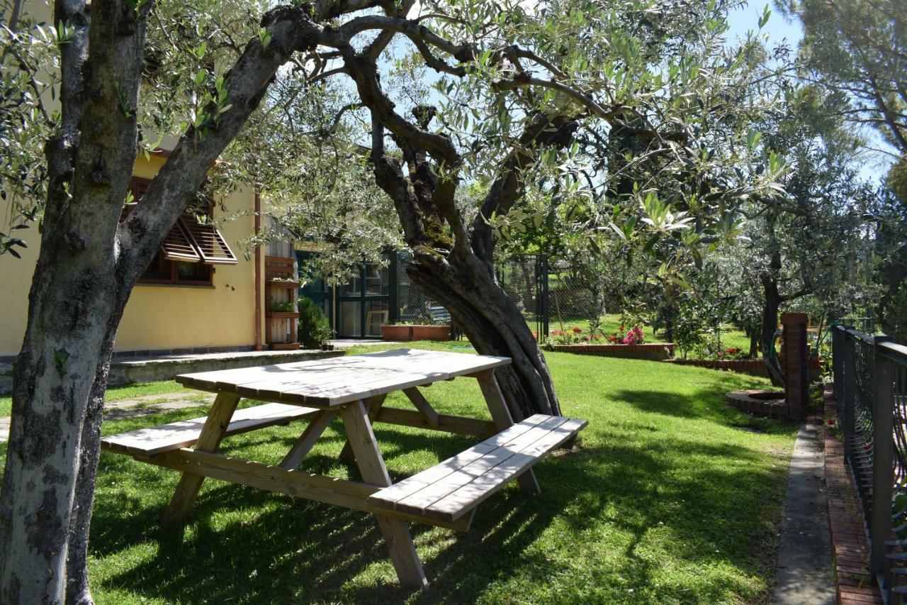 바뇨아리폴리 Casale Asciolo B&B 외부 사진